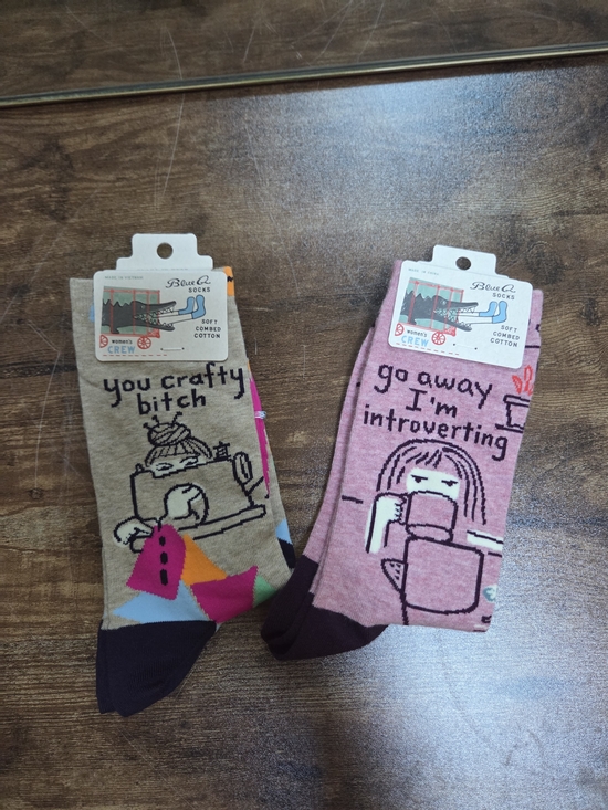 Blue Q Accessories - Blue Q Women's Crew Socks - Pink and Tan Novelty Socks (Pair)